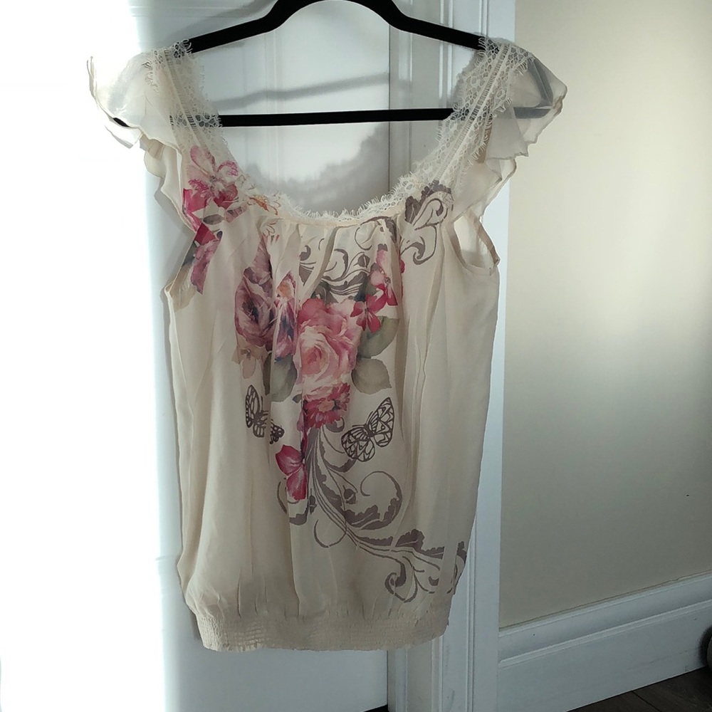 Delicate floral blouse - Picture 4 of 5